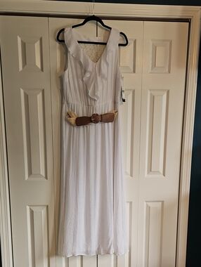 AGB White Ruffle V‑Neck Sleeveless Maxi Dress with Tan Woven Belt